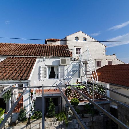 White Wave Guest House Dubrovnik Eksteriør billede
